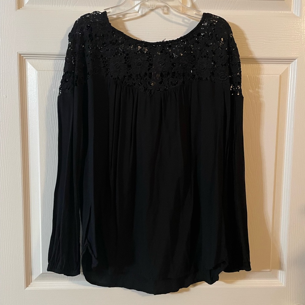 Black flower top long sleeve blouse